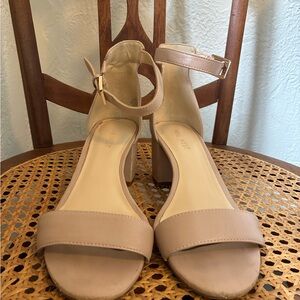 Nine West Tan Ankle Strap Sandals 7.5
